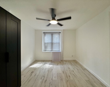 231 East 115th Street - Photo Thumbnail 3