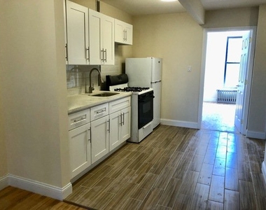 1729 Lexington Avenue - Photo Thumbnail 3