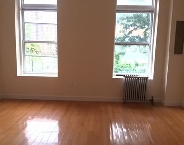 324 East 120th Street Apt 3 - Photo Thumbnail 9