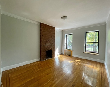 427 East 114th Street - Photo Thumbnail 1