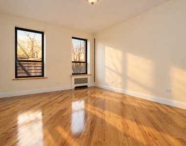433 East 114th Street - Photo Thumbnail 4