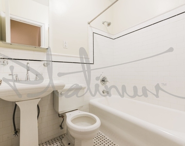 166 2nd Avenue, New York, NY 10003 - Photo Thumbnail 6