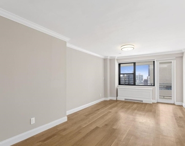 305 East 86th Street - Photo Thumbnail 0