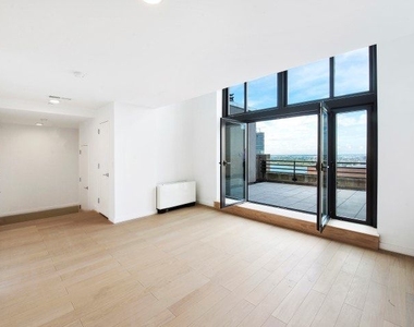 Battery Park Penthouse  - Photo Thumbnail 4