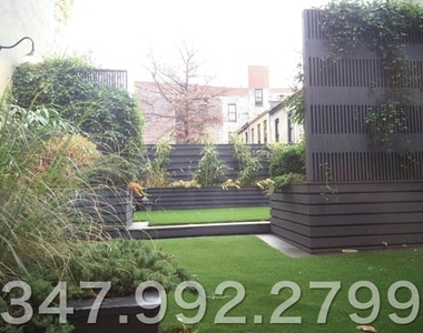 180 Bainbridge - Photo Thumbnail 11