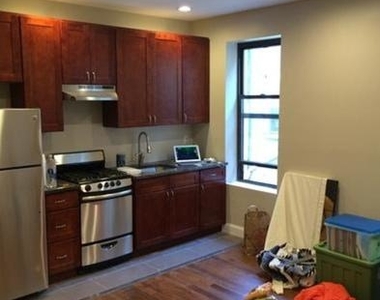 802 Park Pl - Photo Thumbnail 0