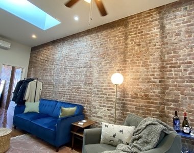 206 Wyckoff Ave - Photo Thumbnail 1