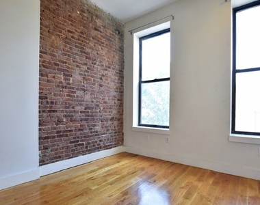 332 Hart Street - Photo Thumbnail 5