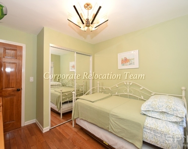 77-16 25th Avenue, East Elmhurst, Ny 11370 - Photo Thumbnail 10