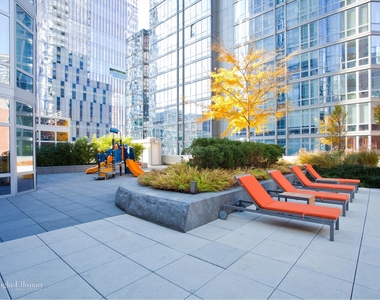 555 West 59th St - Photo Thumbnail 11