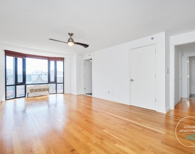 35-40 30th Avenue, Long Island City, 11101 - Photo Thumbnail 4