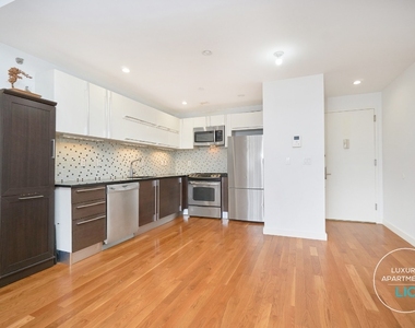 35-40 30th Avenue, Long Island City, 11101 - Photo Thumbnail 1