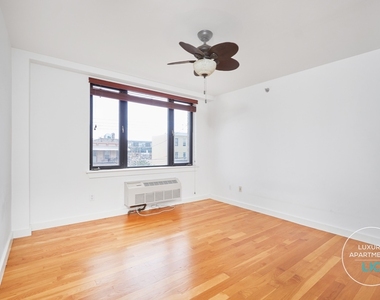 30-45 30th Street, Astoria, 11102 - Photo Thumbnail 6