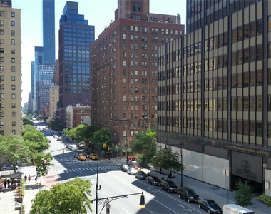 400 East 57th Street - Photo Thumbnail 5