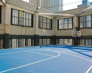 Prime Tribeca - Endless Amenities - Photo Thumbnail 3