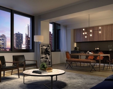 411 West 35th Street - Photo Thumbnail 4