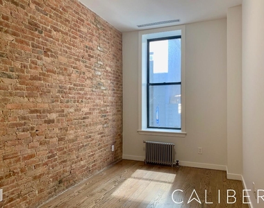 116 East 57th Street - Photo Thumbnail 5