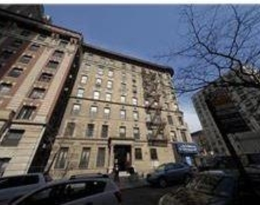 West 81st Street - Photo Thumbnail 0