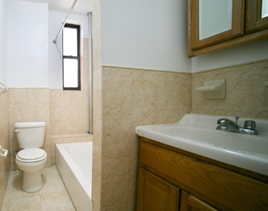 647 W 172nd Street - Photo Thumbnail 5