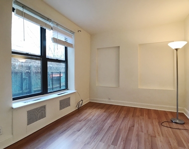 311 West 84th Street - Photo Thumbnail 4