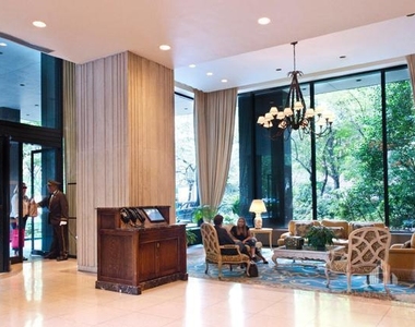 East 56th - Photo Thumbnail 1