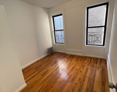 569 w 171 st  ny,10032. no deposit and 1st month free rent . - Photo Thumbnail 6