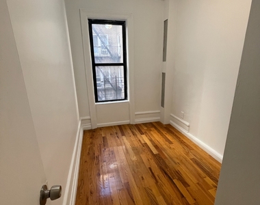 569 w 171 st  ny,10032. no deposit and 1st month free rent . - Photo Thumbnail 9