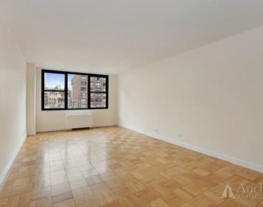 E 56th St. - Photo Thumbnail 2