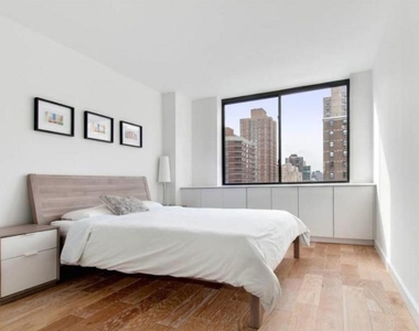 247 East 28th - Photo Thumbnail 1