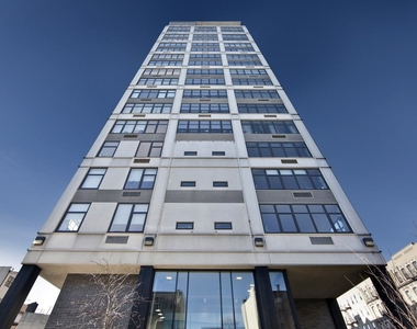 424 Bedford Ave - Photo Thumbnail 9