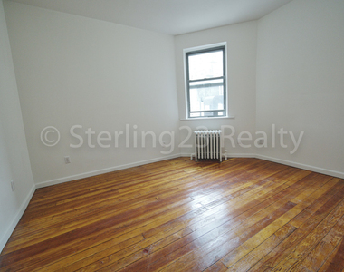 21-06 Newtown Ave, Astoria, Ny 11102 - Photo Thumbnail 4