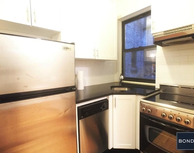 441 West 51 Street - Photo Thumbnail 3