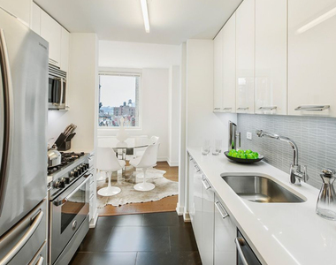 227 West 77th Street - Photo Thumbnail 1