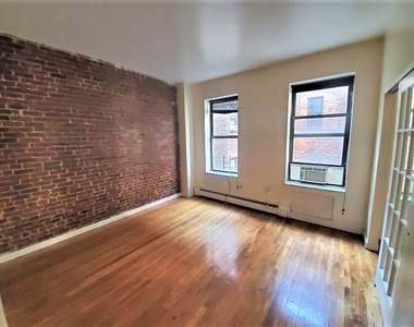 971 Columbus Avenue - Photo Thumbnail 0