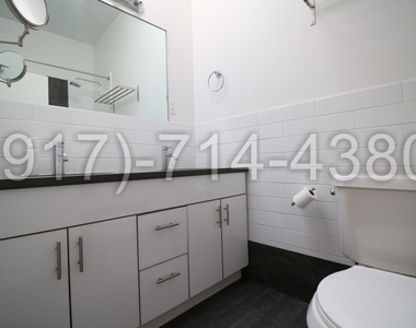 886 Franklin Ave - Photo Thumbnail 10