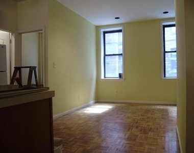 416 East 71st Street - Photo Thumbnail 1