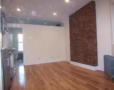 172 E 2nd St New York, NY 10009 - Photo Thumbnail 4