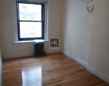 126 East 24th Street - Photo Thumbnail 1