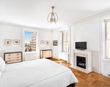 875 Park Avenue - Photo Thumbnail 7