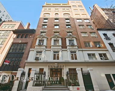 61 East 77th St - Photo Thumbnail 15