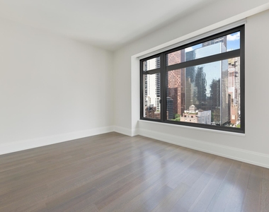 301 East 50th St - Photo Thumbnail 7