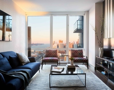 605 West 42nd Street - Photo Thumbnail 0