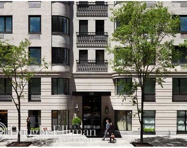 530 Park Avenue - Photo Thumbnail 8