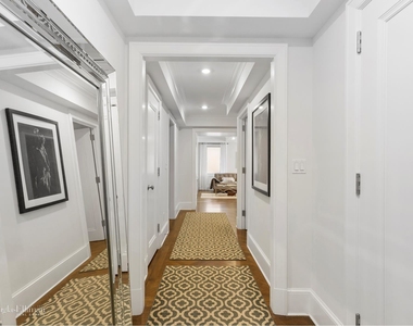 530 Park Avenue - Photo Thumbnail 5