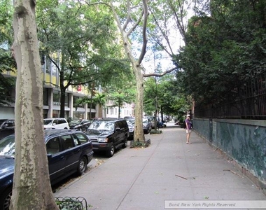 78 West 11 Street - Photo Thumbnail 6