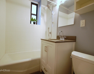 485 Central Park West - Photo Thumbnail 4