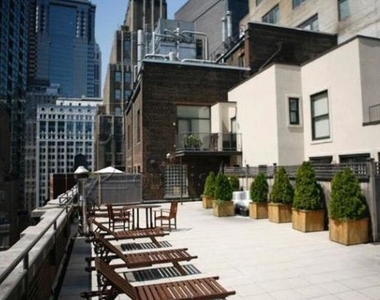 85 John Street - Photo Thumbnail 1