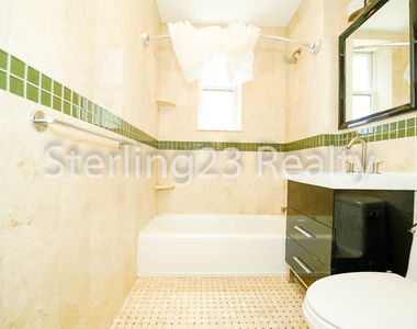 26-20 Hoyt Avenue South, Astoria, Ny, 11102 - Photo Thumbnail 2