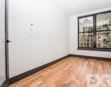 972 Greene Avenue #3b - Photo Thumbnail 2