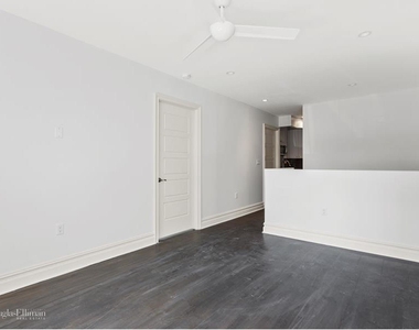 115 Greenpoint Avenue - Photo Thumbnail 3